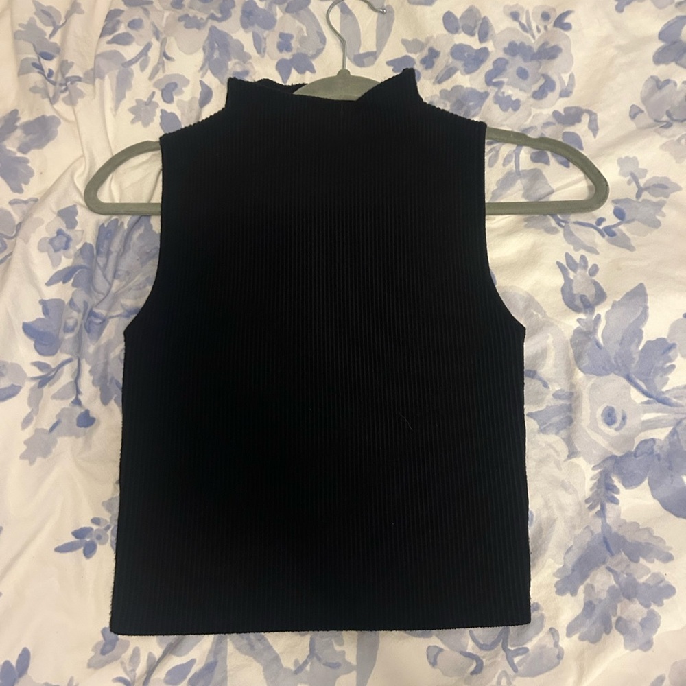 Abound Black Sleeveless Ribbed Top